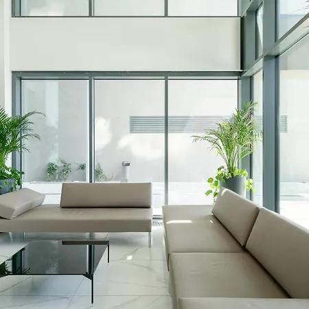 Art Apart Angel City Apartment *